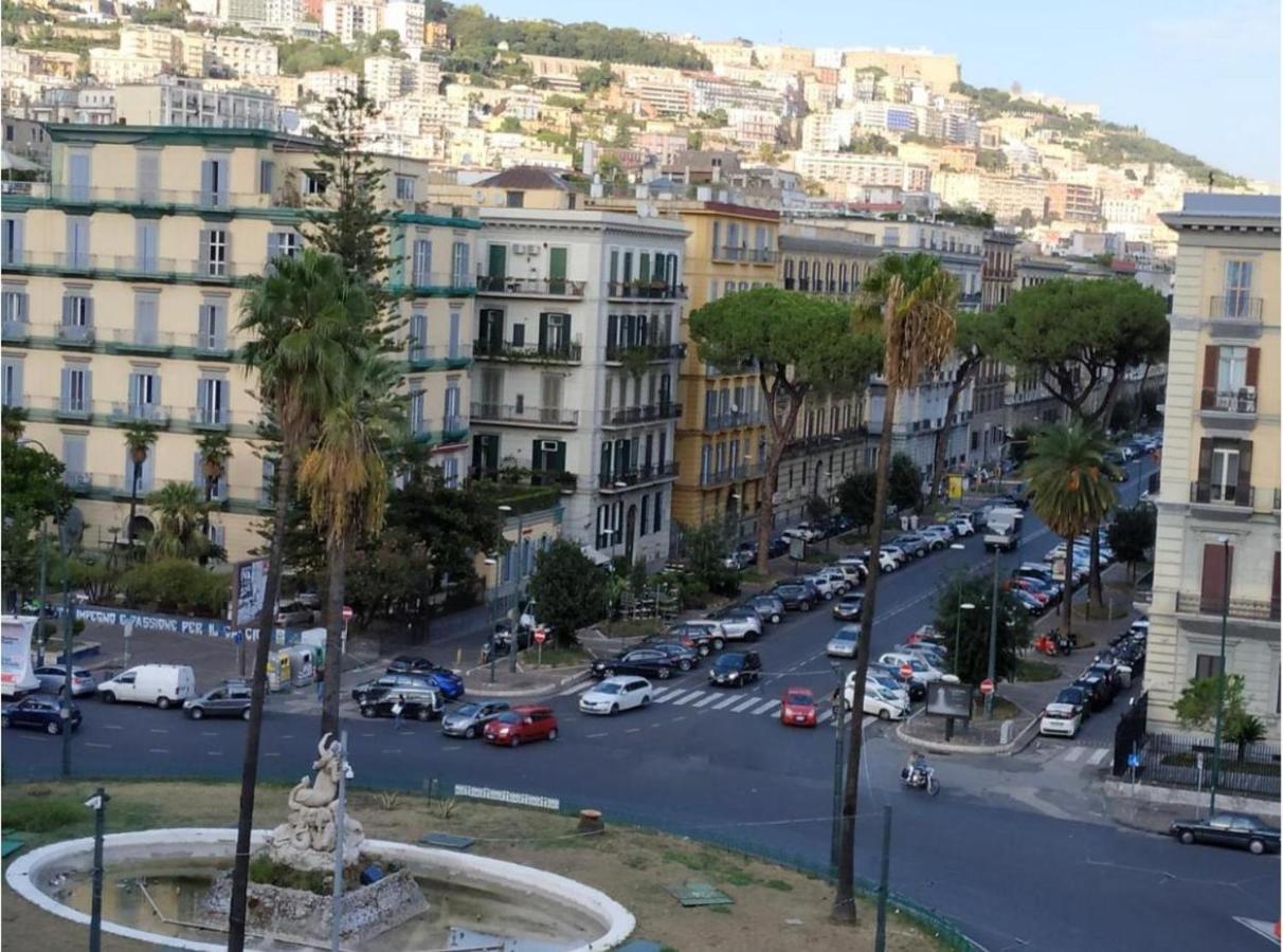 Posillipo 27 Apartment Napoli Bagian luar foto