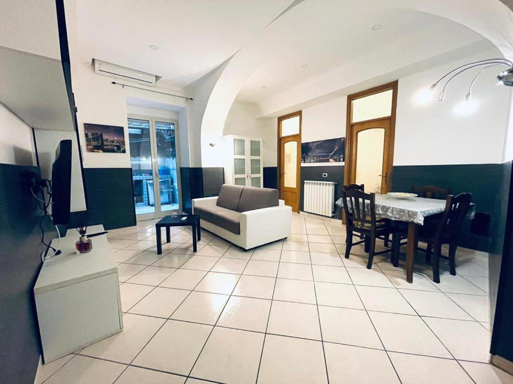 Posillipo 27 Apartment Napoli Bagian luar foto