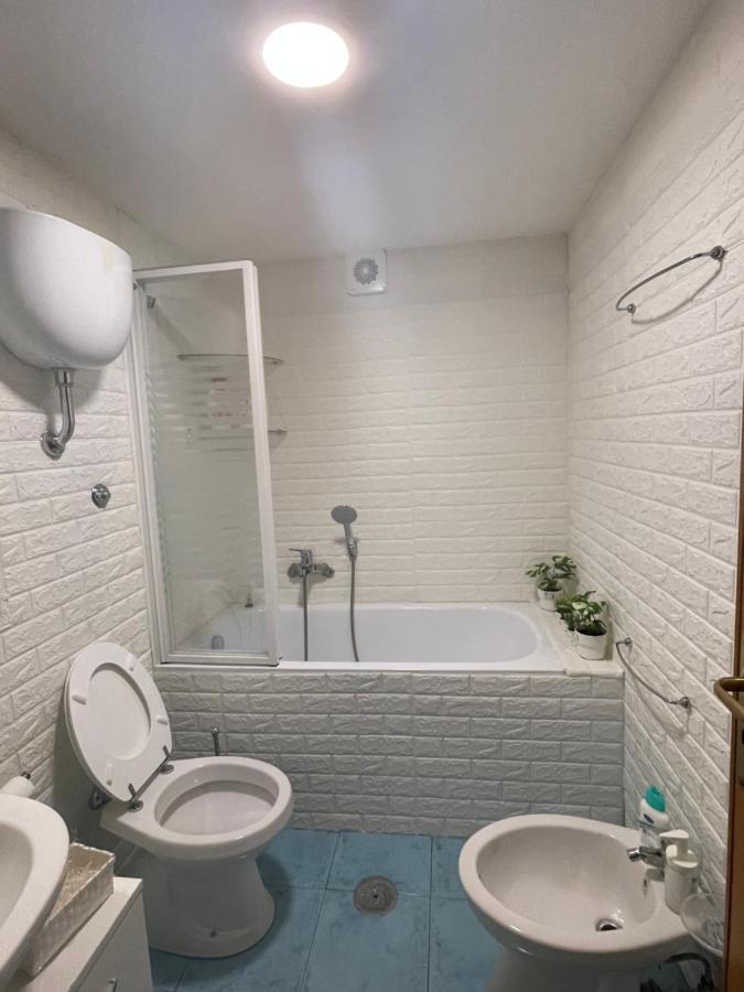 Posillipo 27 Apartment Napoli Bagian luar foto
