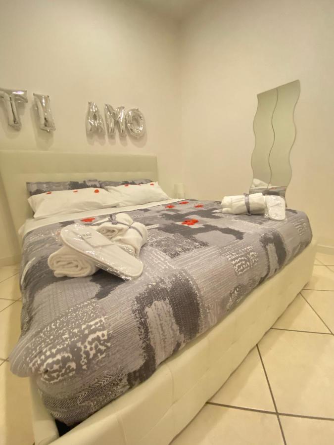 Posillipo 27 Apartment Napoli Bagian luar foto